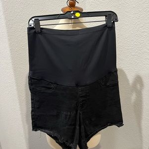 Black maternity shorts, size 30